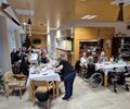 Svečano kosilo v DSO GR ob koncu leta povezalo stanovalce, svojce, zaposlene in skupnost